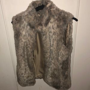 Banana Republic Faux fur vest